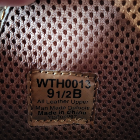 Womens Twisted x size 9.5 M leather coral boots with 11" shaft. Brand new never. - Picture 10 of 11